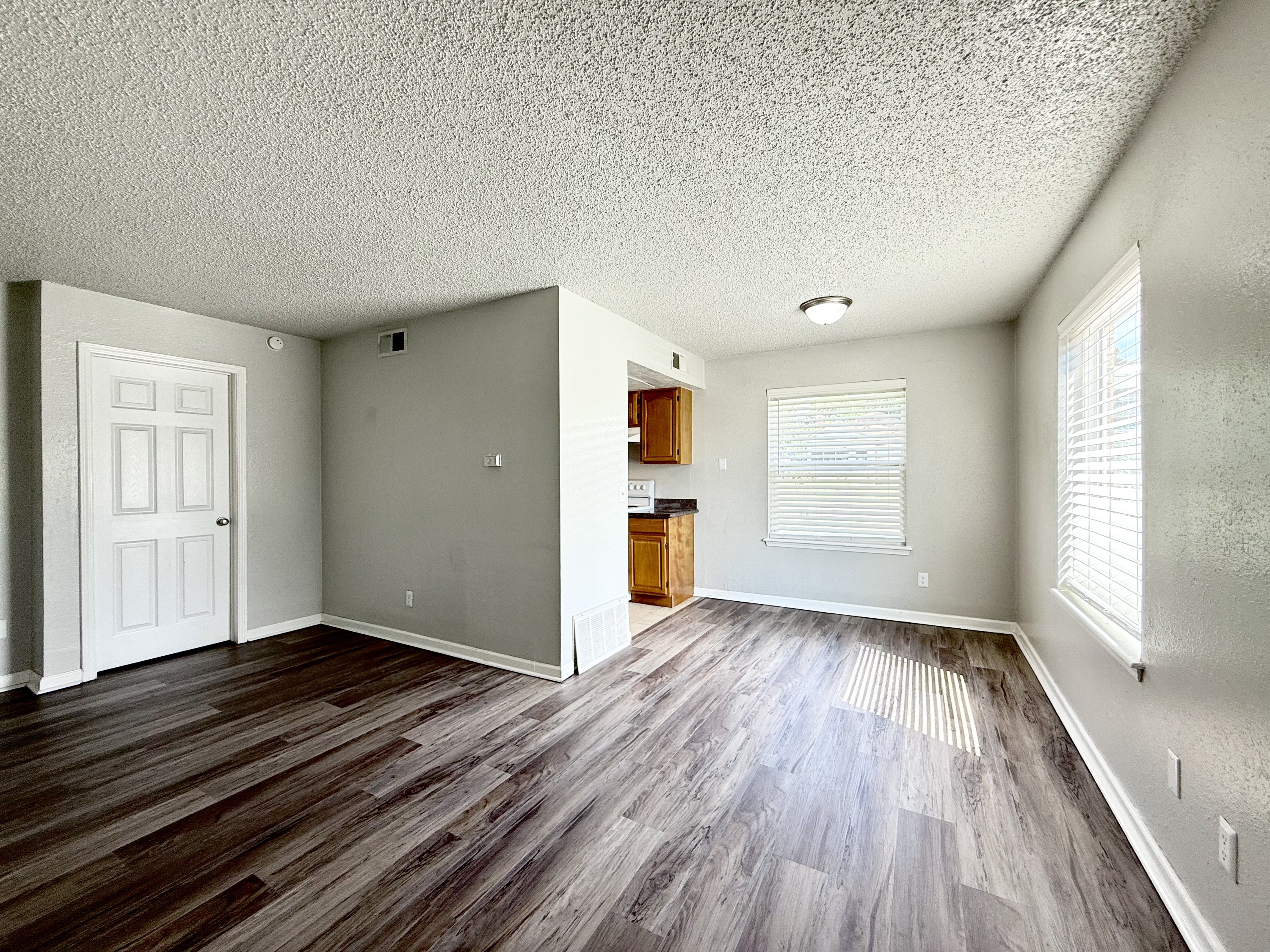900 Northwest 24th Street - 900-12