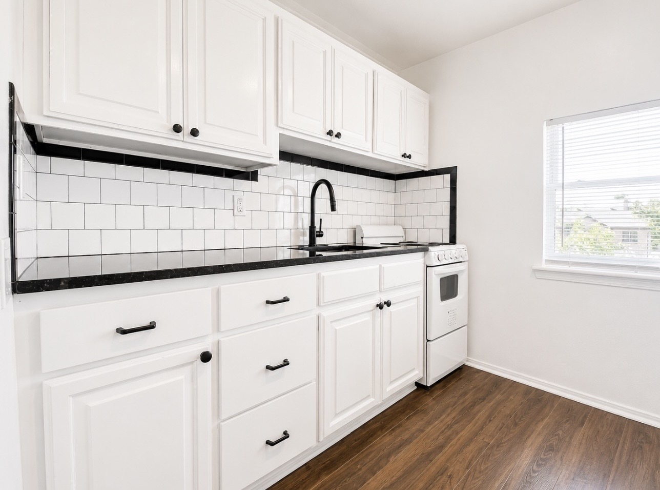 710 Culbertson Dr - 3