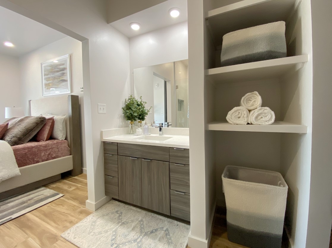 1683 Midtown Place - 212