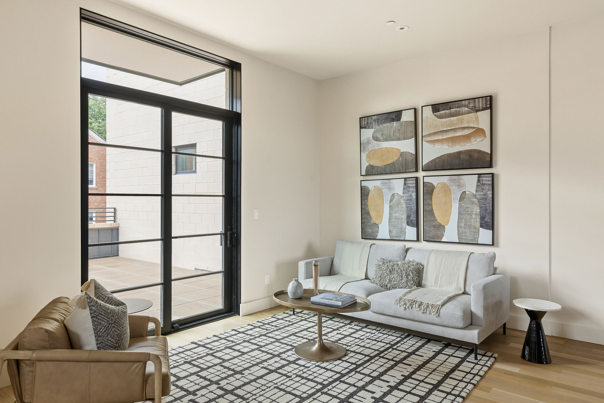 1325 North Dewey Avenue - 1325