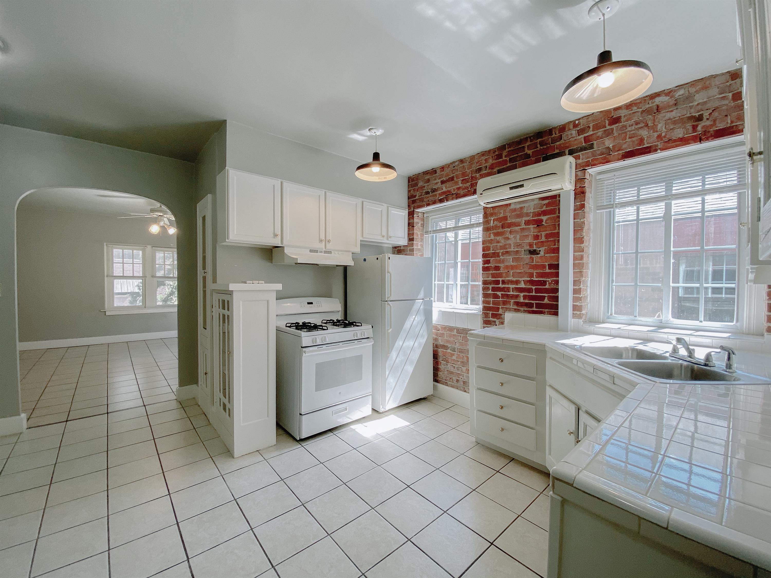 518 NW 12th Street - 13
