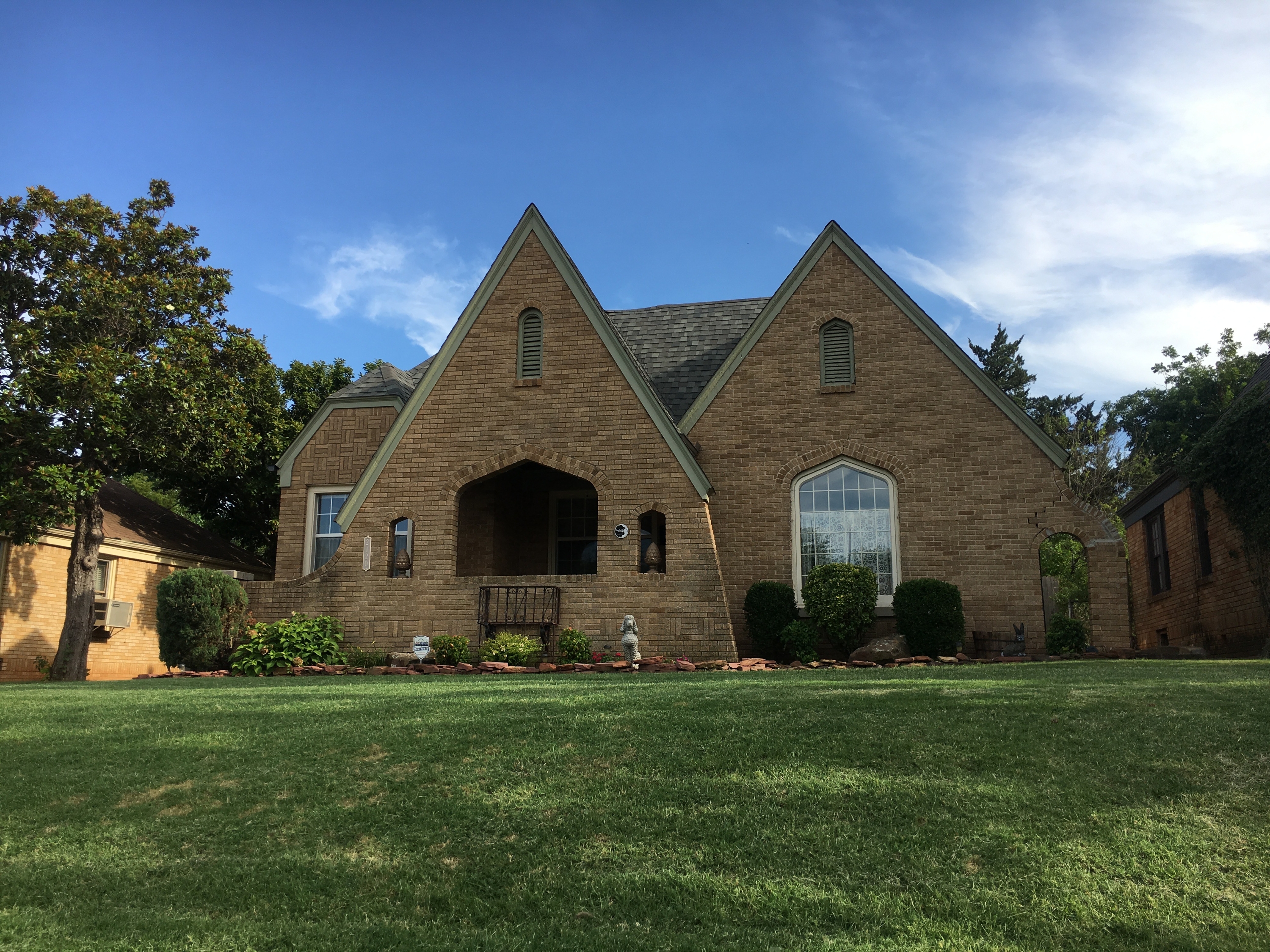 Property main image